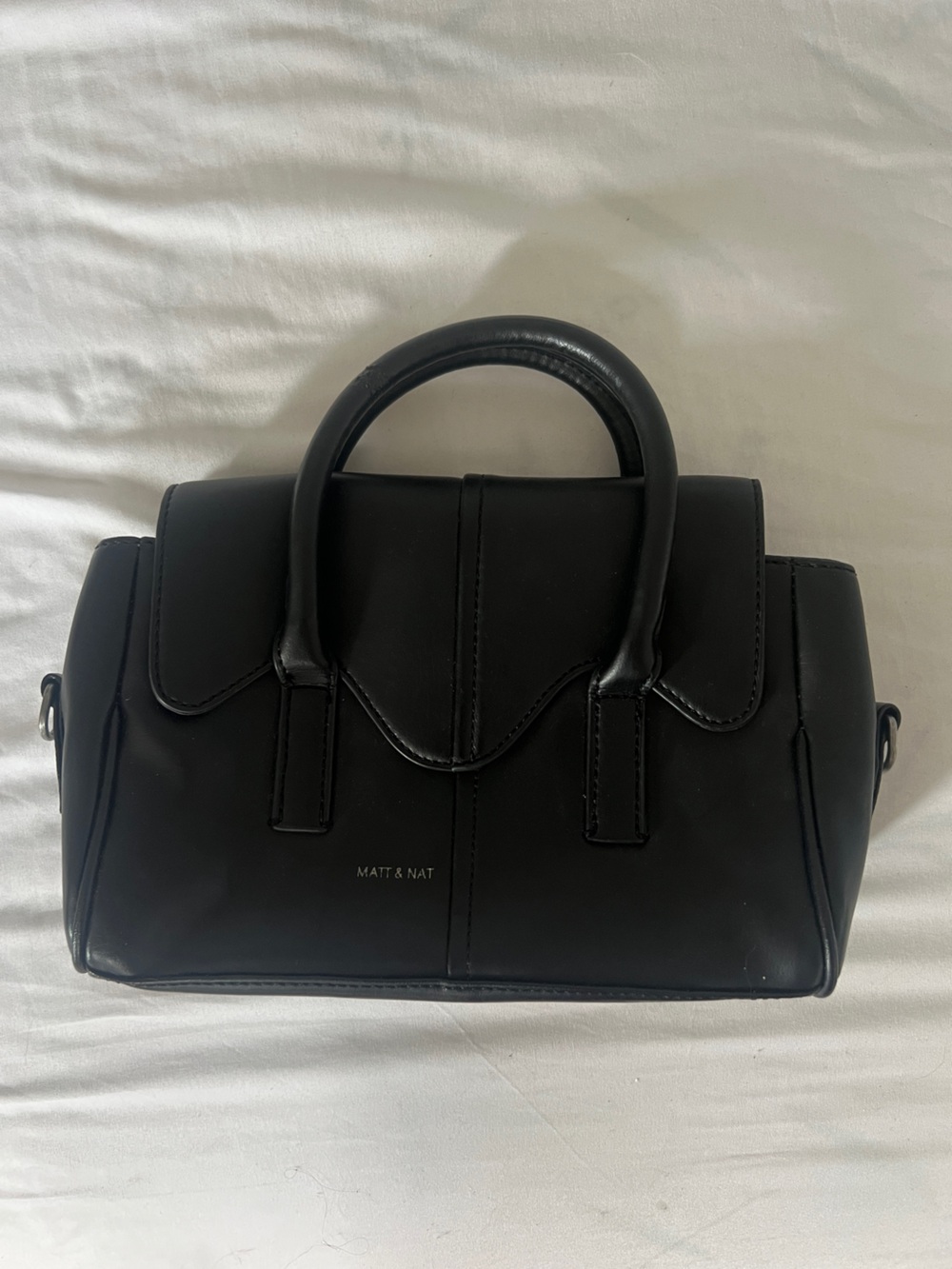 Matt & Nat Black Bag GABBY VEGAN SATCHEL - ARBOR